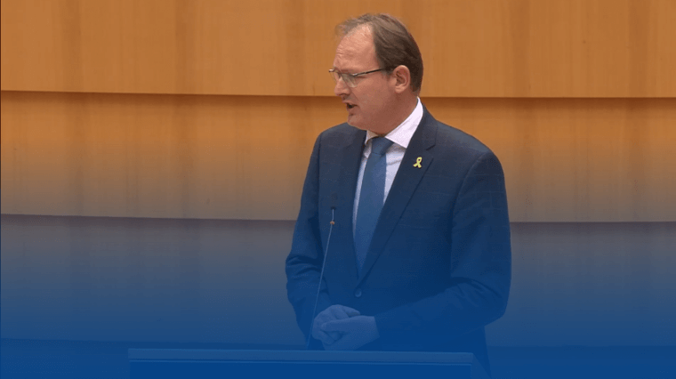 Ruissen windt in het EP geen doekjes om Amsterdamse pogrom